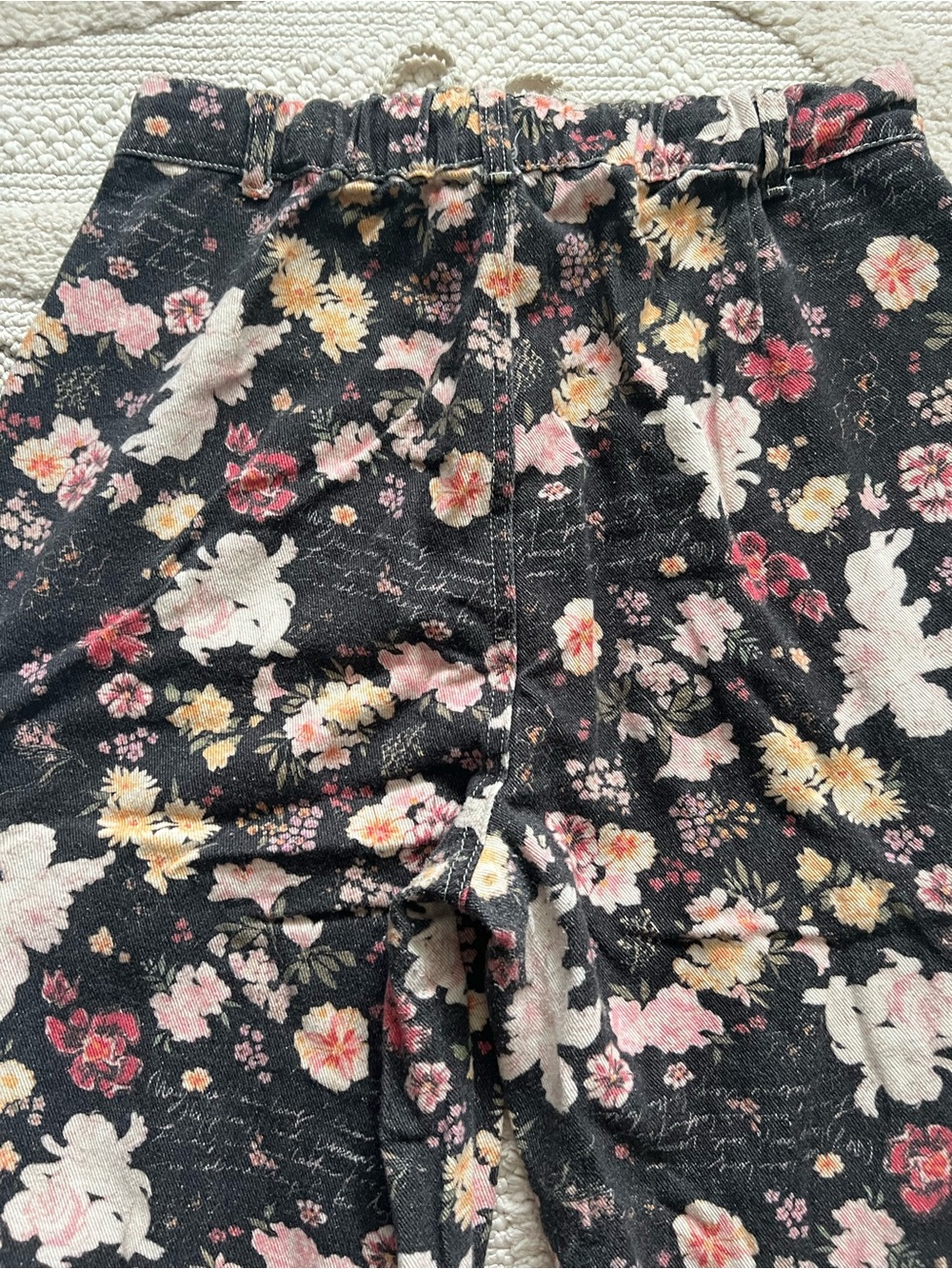 POL Boho Washed Black Floral Drawstring Jogger Pants - Picture 7 of 10